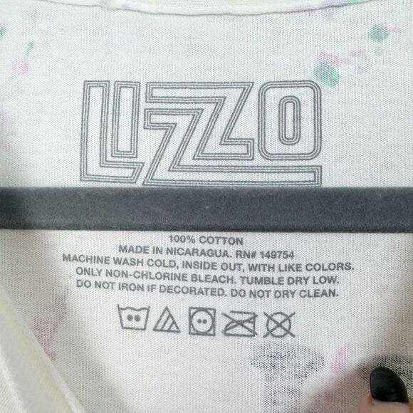 LIZZO | NEW! Tie Dye Puff Print Tour Merch Short Sleeve White Tee Unisex Size XL - Picture 6 of 8